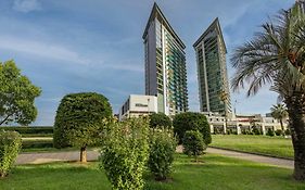 Hilton Batum